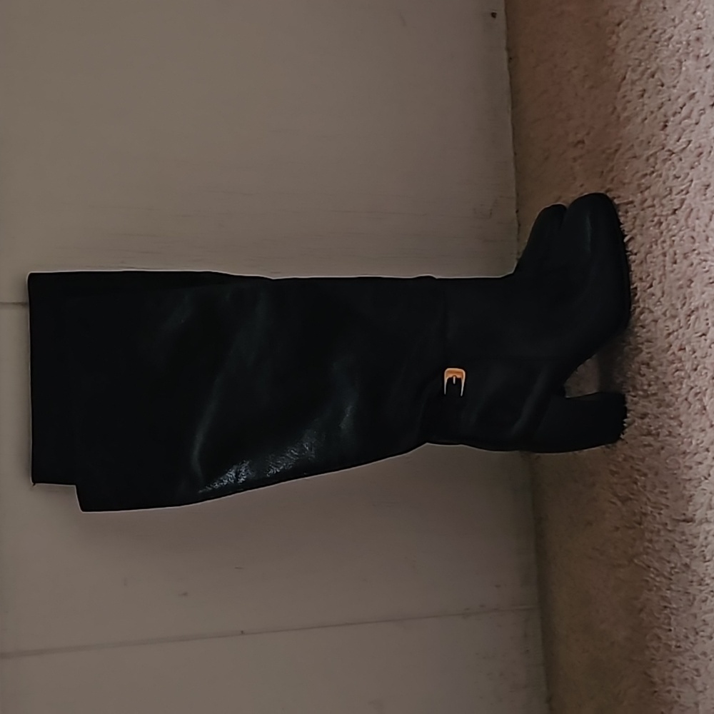 Tory Burch Boots